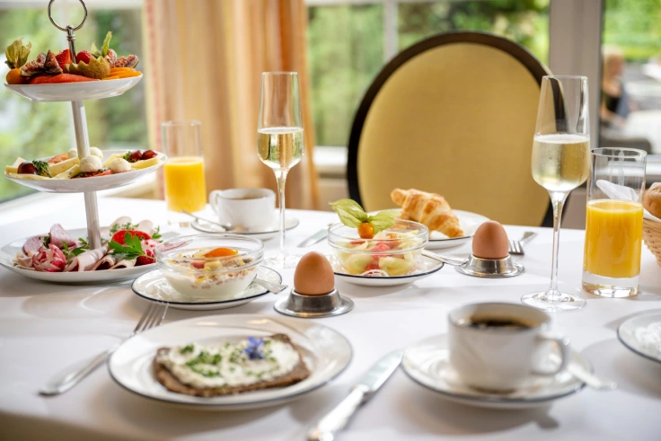 معرفی بهترین هتل های کیش با صبحانه و ناهار با کیفیت و قیمت مناسب